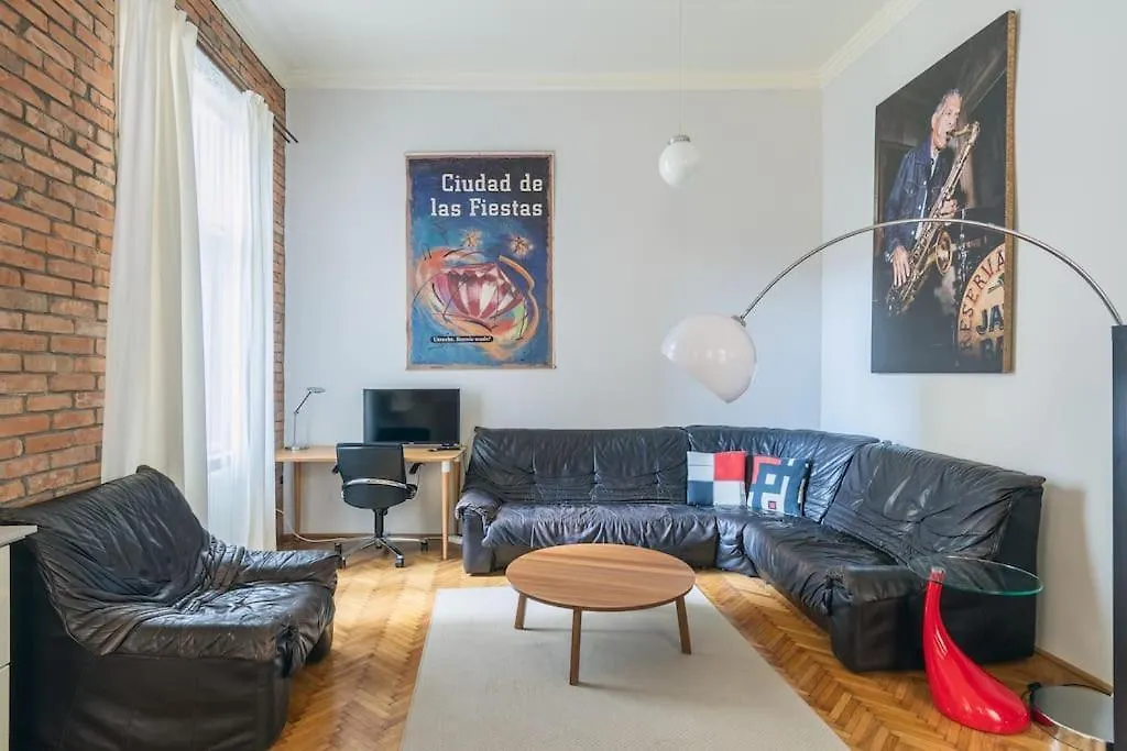Apartment Stylish,Large & Bright Loft In City Center By Nw Budapest